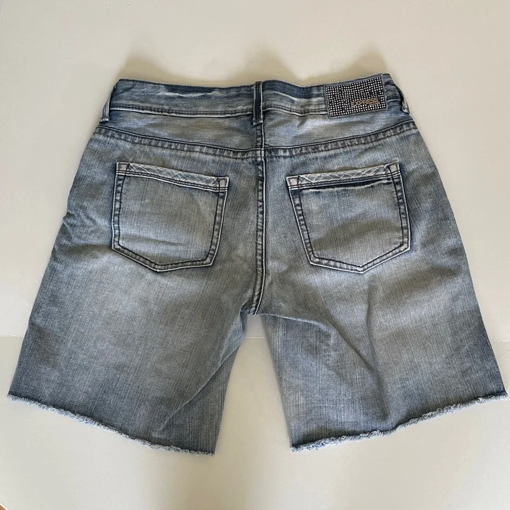 EXPRESS Low Rise Jean Shorts Button Fly Cut Off Jean Short Beach Wash Blue
